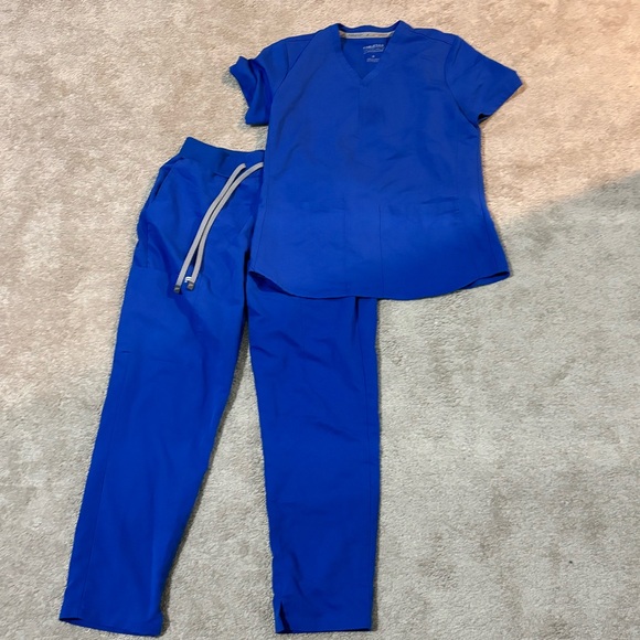 Fabletics Royal Blue Scrubs Set – Size Small - Picture 2 of 7